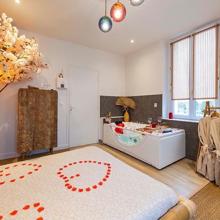 Le Nid D'Eliyah, Suites Avec Jacuzzi 15Min Disneyland Paris ナンテュイユ・レ・モー エクステリア 写真