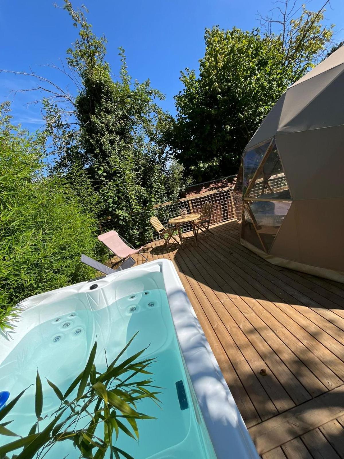 Le Nid D'Eliyah, Suites Avec Jacuzzi 15Min Disneyland Paris ナンテュイユ・レ・モー エクステリア 写真