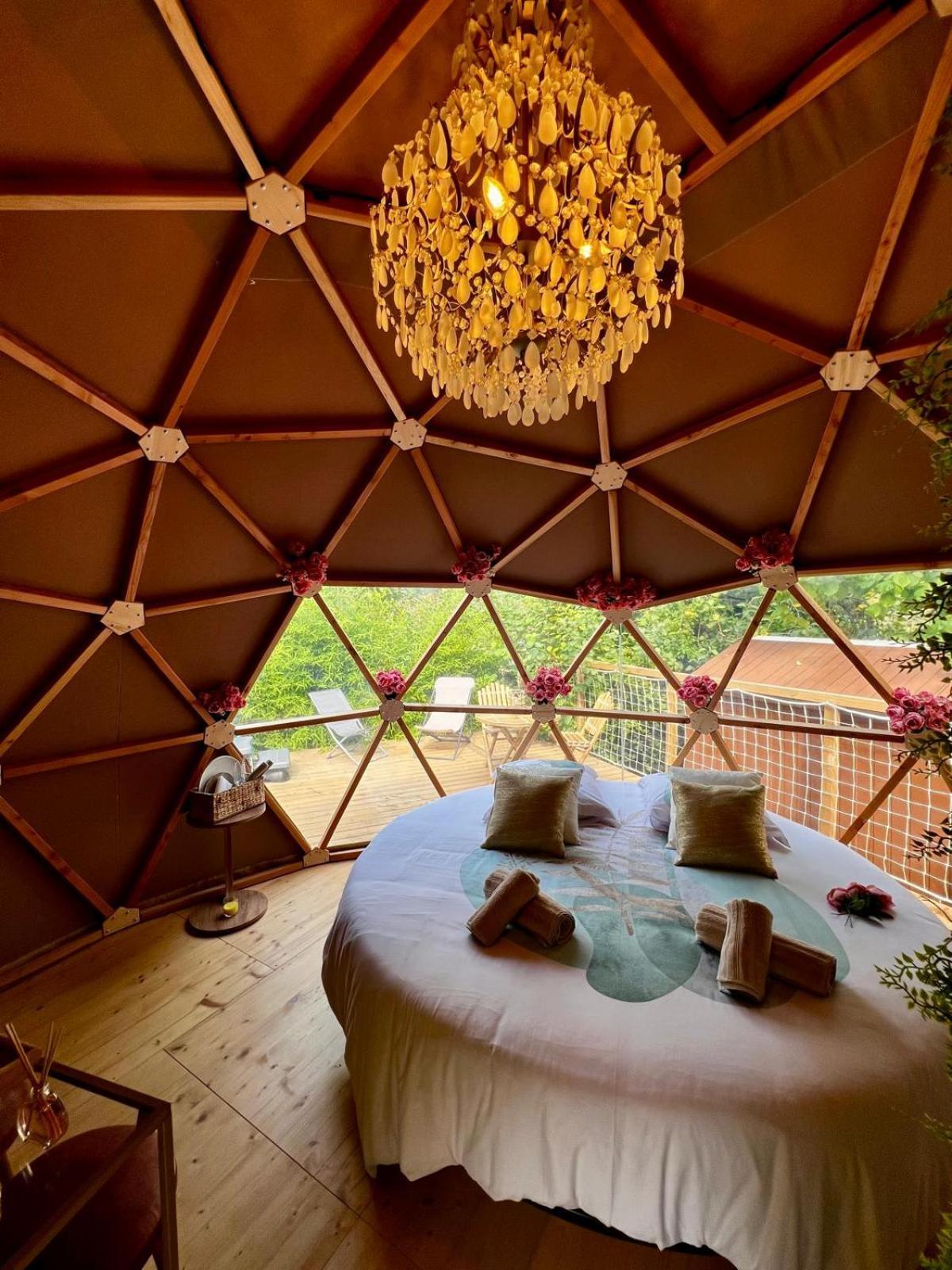 Le Nid D'Eliyah, Suites Avec Jacuzzi 15Min Disneyland Paris ナンテュイユ・レ・モー エクステリア 写真