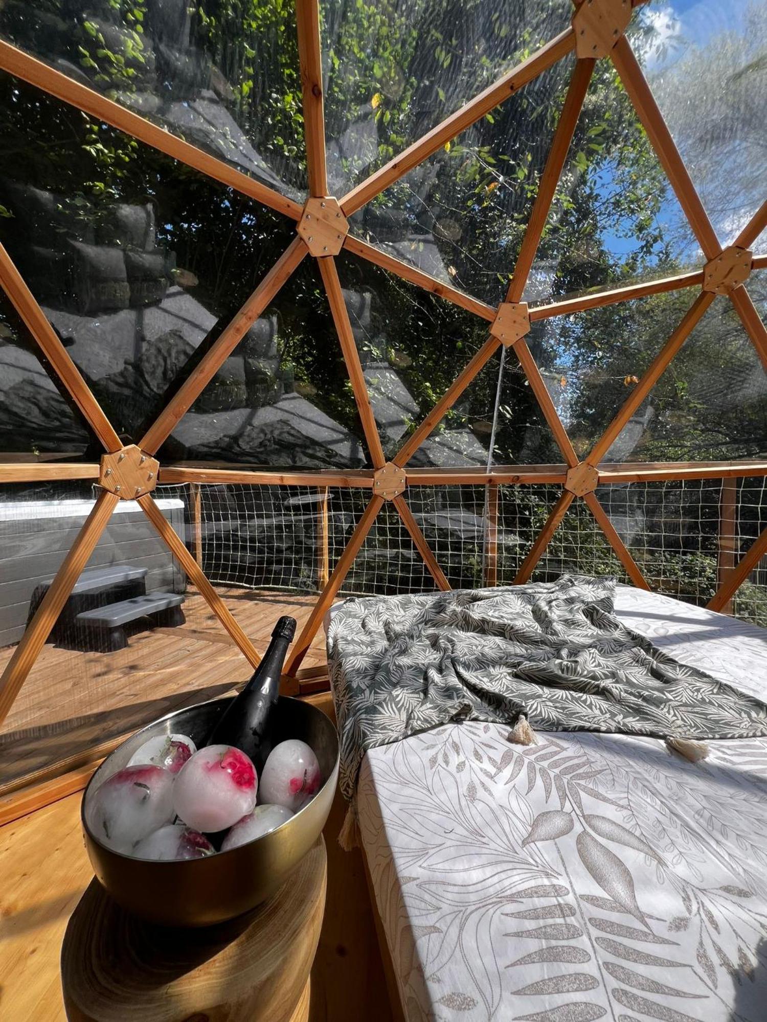 Le Nid D'Eliyah, Suites Avec Jacuzzi 15Min Disneyland Paris ナンテュイユ・レ・モー エクステリア 写真