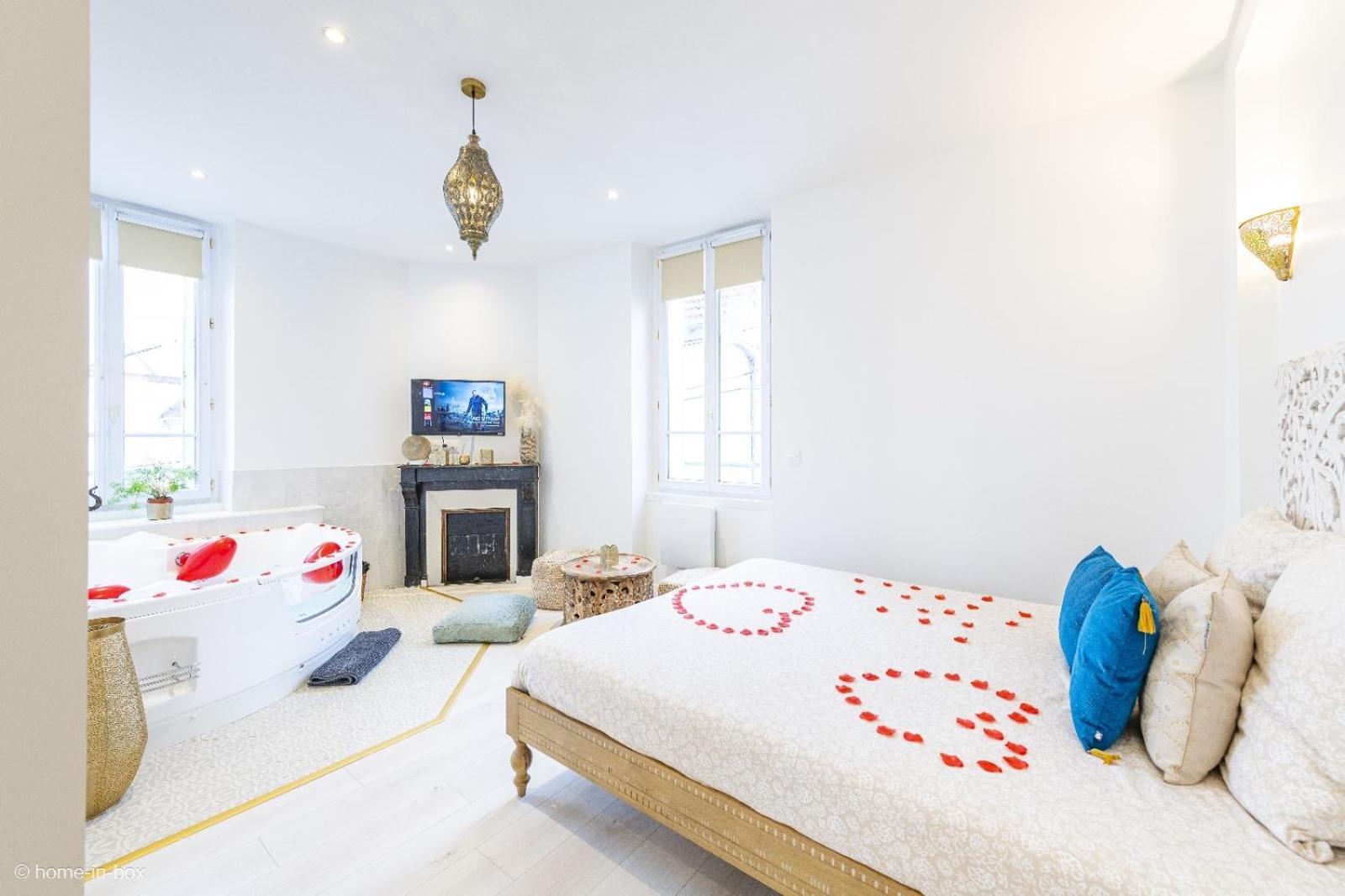 Le Nid D'Eliyah, Suites Avec Jacuzzi 15Min Disneyland Paris ナンテュイユ・レ・モー エクステリア 写真